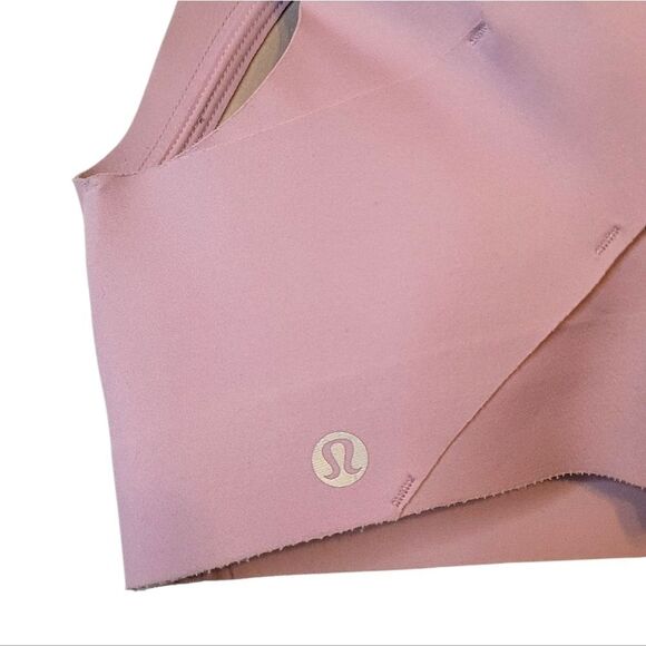 Lululemon Women's Light Blush Pink Enlite Weave Back Bra Size 32DD - Picture 6 of 6